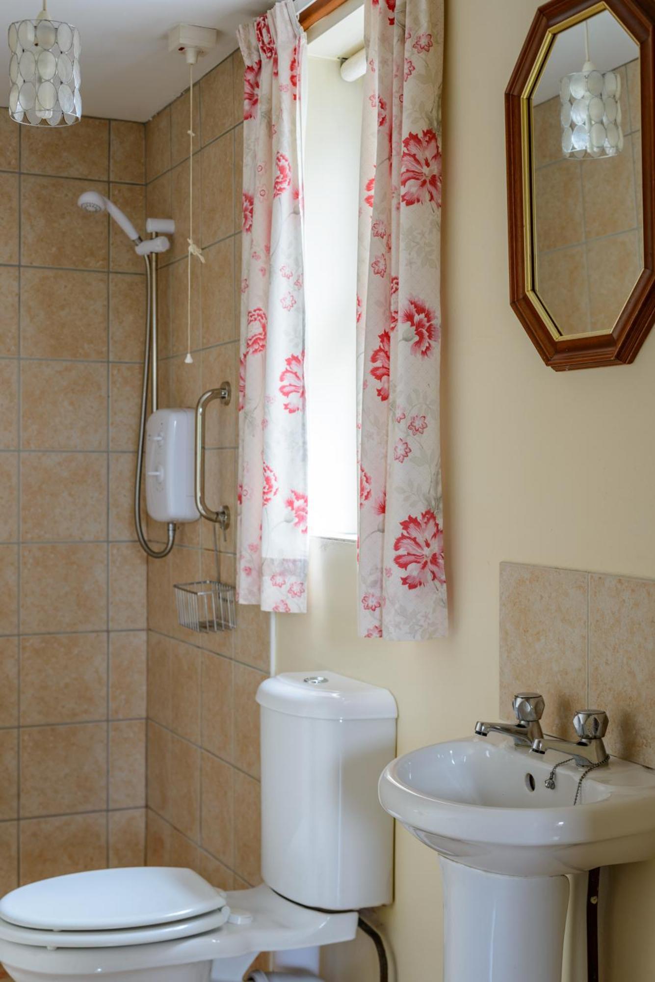 Grove Fort Self Catering Farmhouse Finnis Extérieur photo
