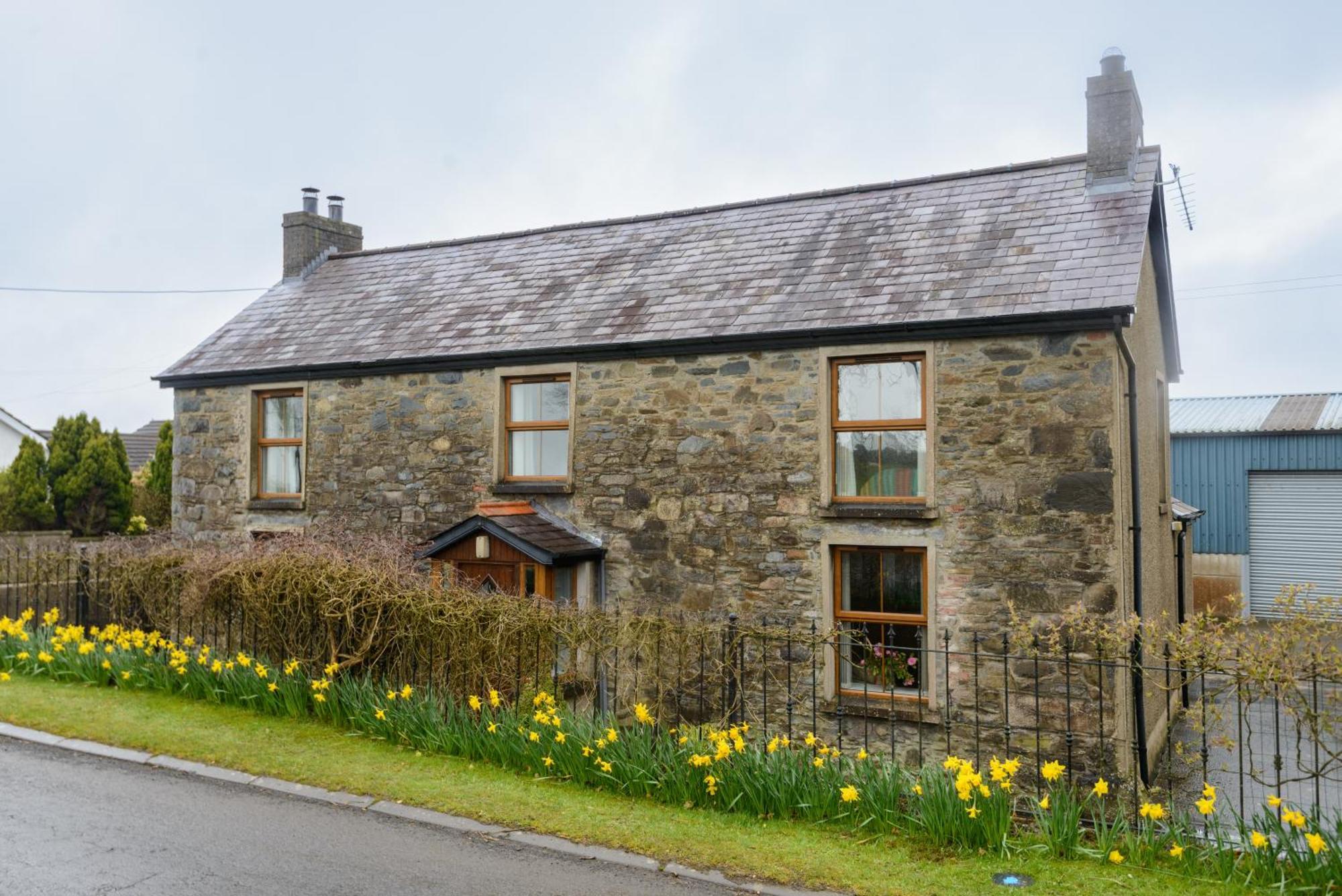Grove Fort Self Catering Farmhouse Finnis Extérieur photo